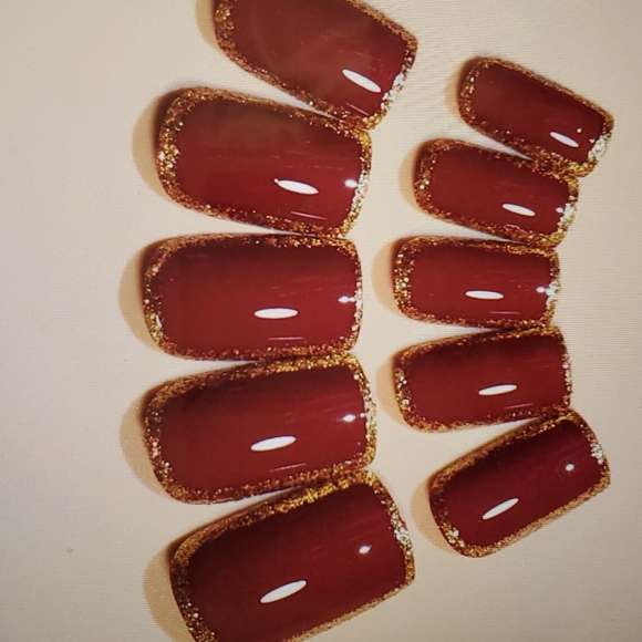 24 Pcs Press On Nails- Shiny False Nails - Picture 2 of 5